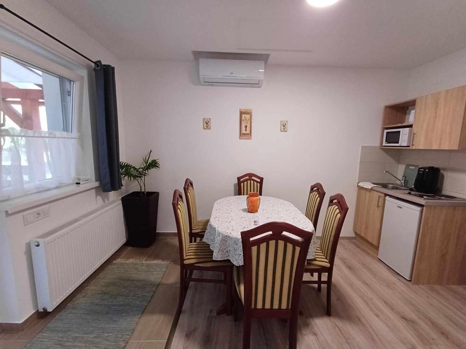 Mini Zoo Apartman Nagykanizsa Exterior foto